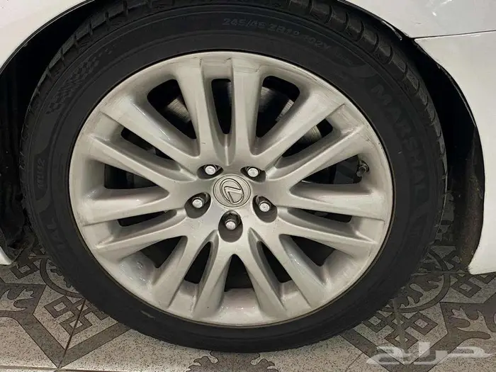 لكزس LS460 2015 11