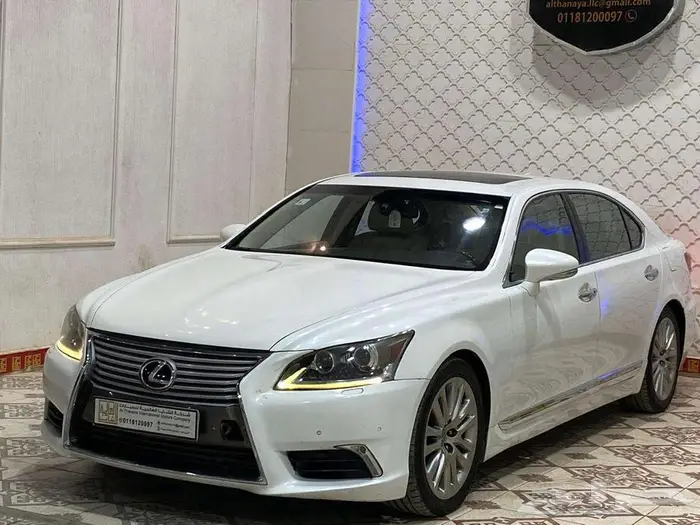 لكزس LS460 2015 0