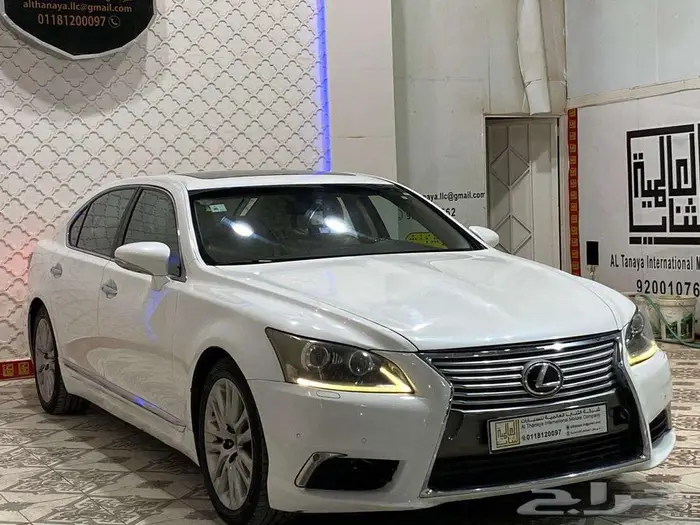 لكزس LS460 2015 9