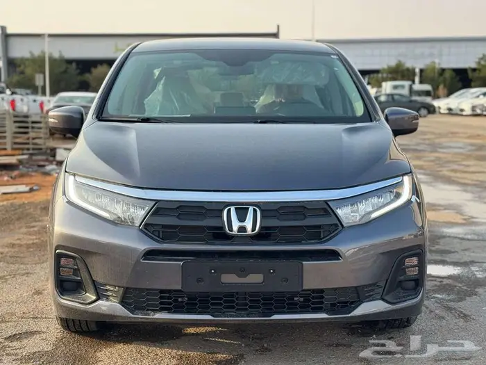 هوندا اوديسي LX موديل 2025 - اللون - ابيض - رمادي 0