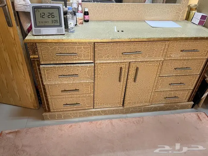 غرفة نوم ودلاب عبايات 2
