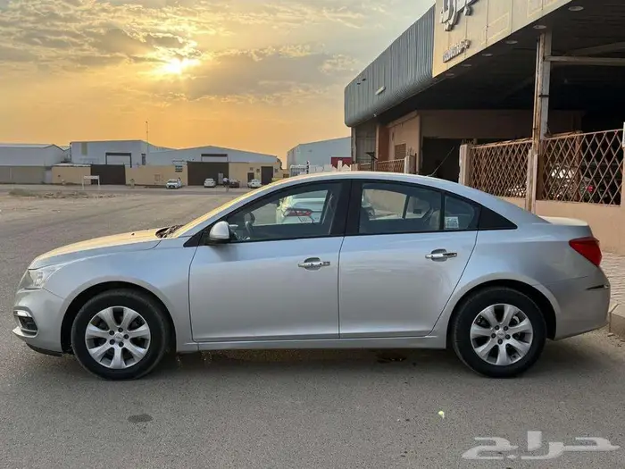 شيفورليه كروز بصمه وكاميرا خلفية موديل 2017 3