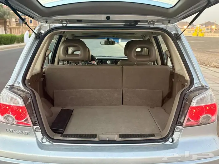 ميتسوبيشي اوتلاندر 2007 18