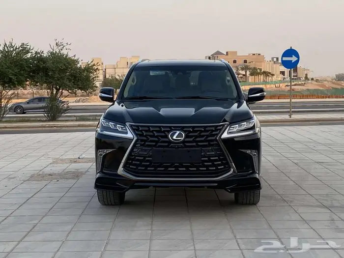 لكزس LX570 فل كامل 2018 1