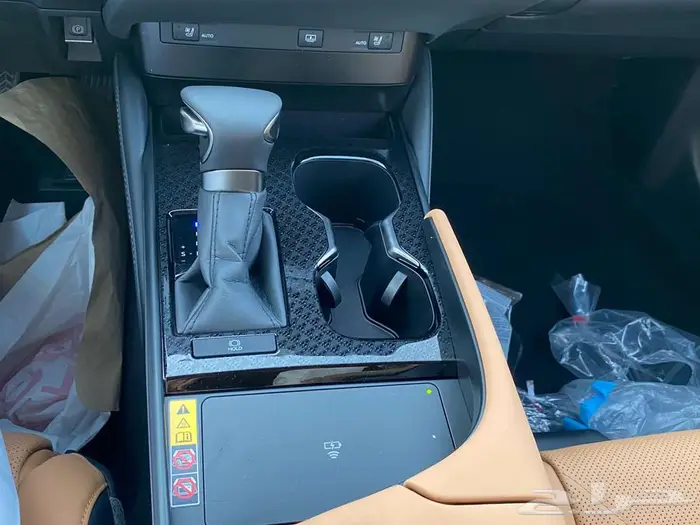 لكزس ES350 CCبانوراما 2025 كاش -اقساط 5