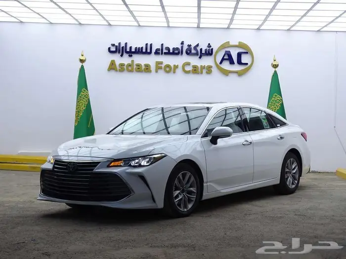 تويوتا افالون XLE بريمي موديل 2022 1