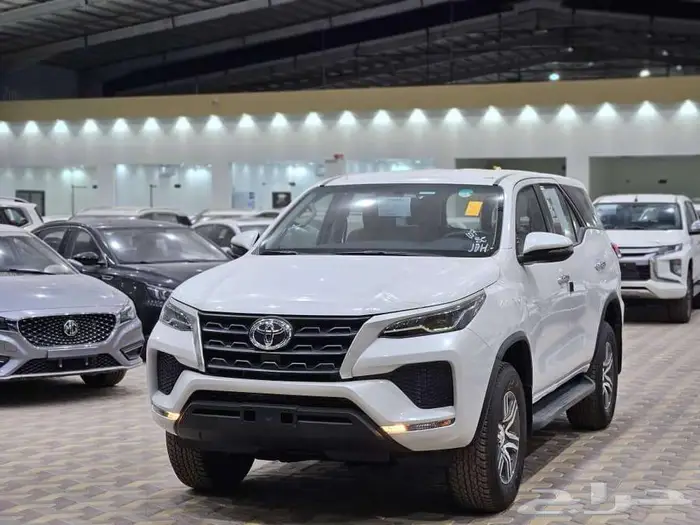 تويوتا فورتشنر GX2 بدون دبل بنزين 2025 كاش وأقساط 3