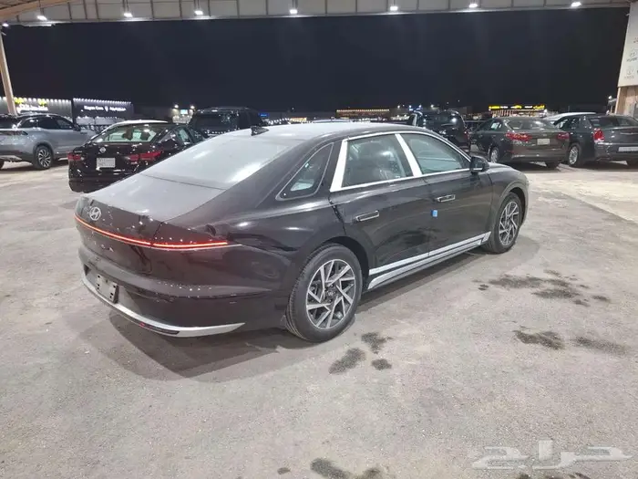 هونداي ازيرا كلاسيك 2026 سعودي 4