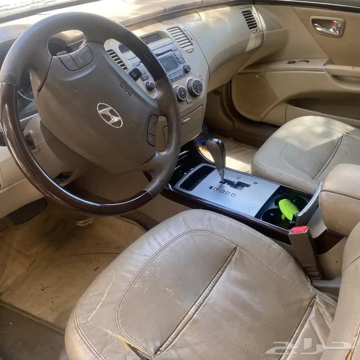 هيونداي أزيرا 2008 3