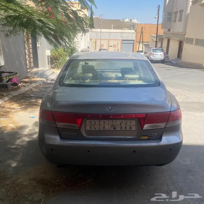 هيونداي أزيرا 2008 6