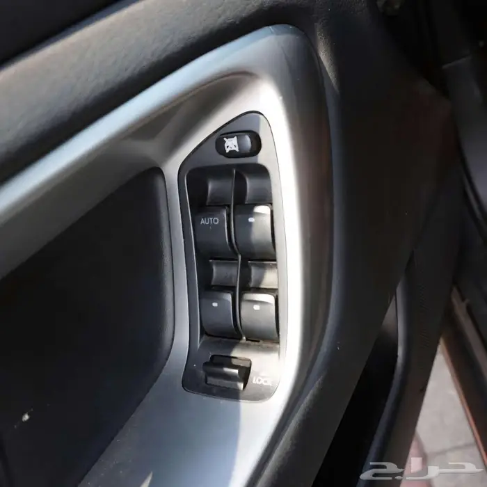 ازرار تحكم نوافذ سوبارو ليجاسي اوتباك للبيع 5