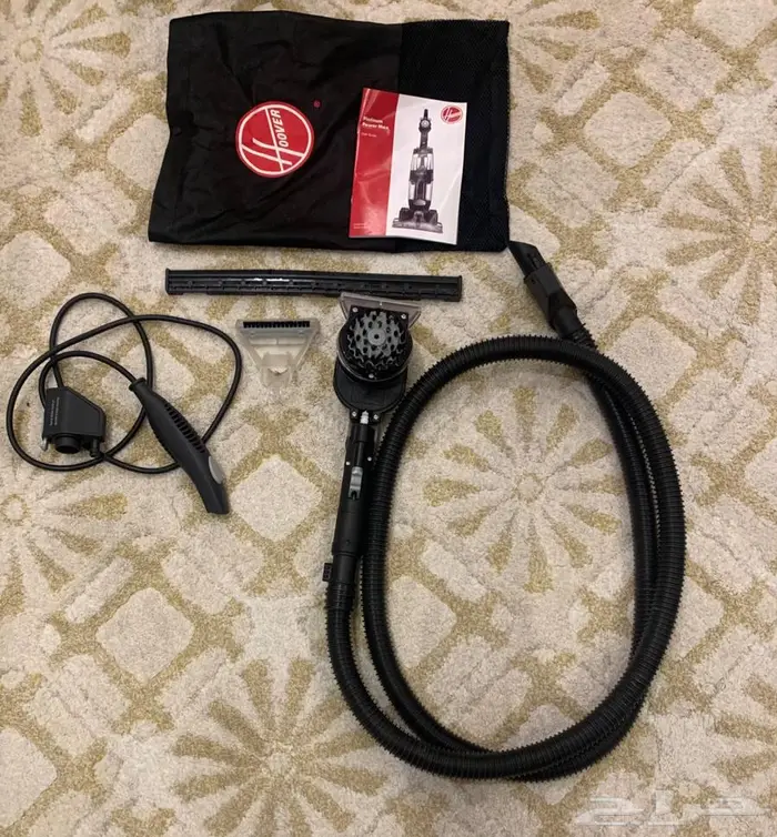 مكنسة سجاد من هوفر 1