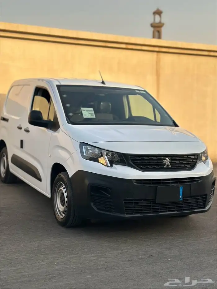 بضاعه بيجو بارتنر 2022 Peugeot Partner 2