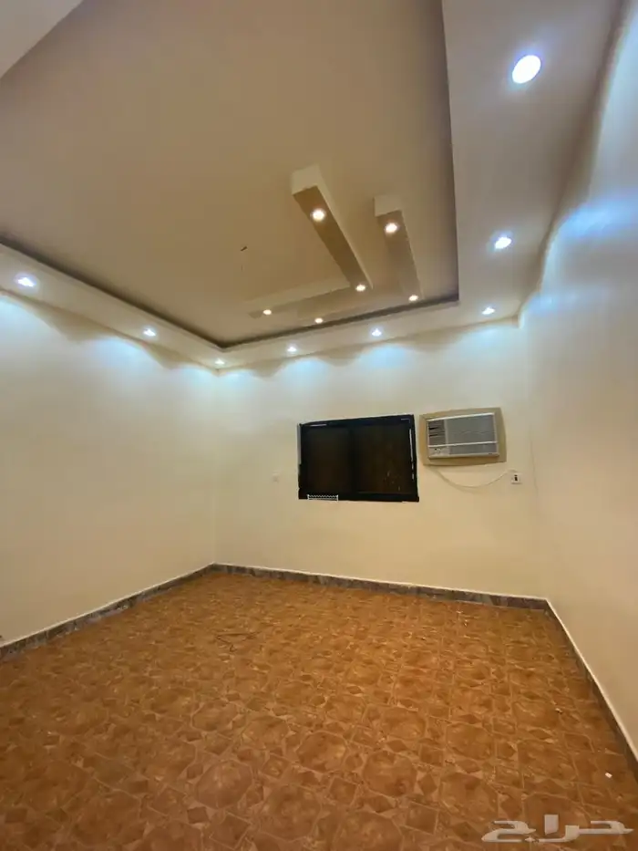 9 ROOM 6 bathroom ALWAJH CITY 5