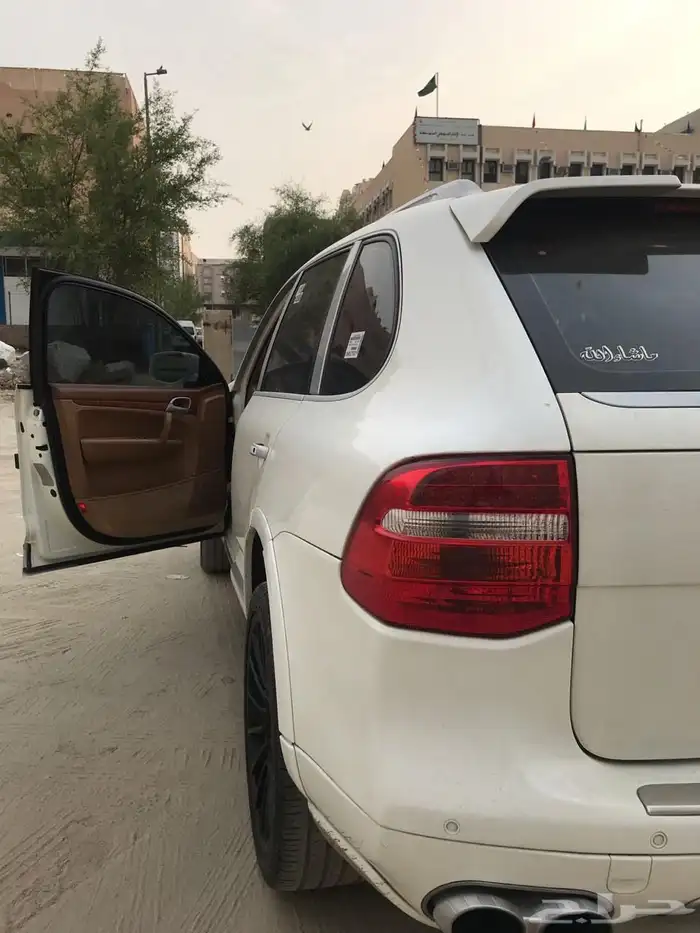 بورش كايين 8