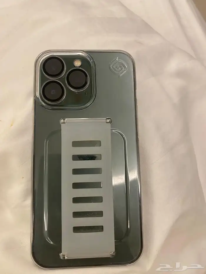 آيفون 13  السعه 2   1ت .ب. 0