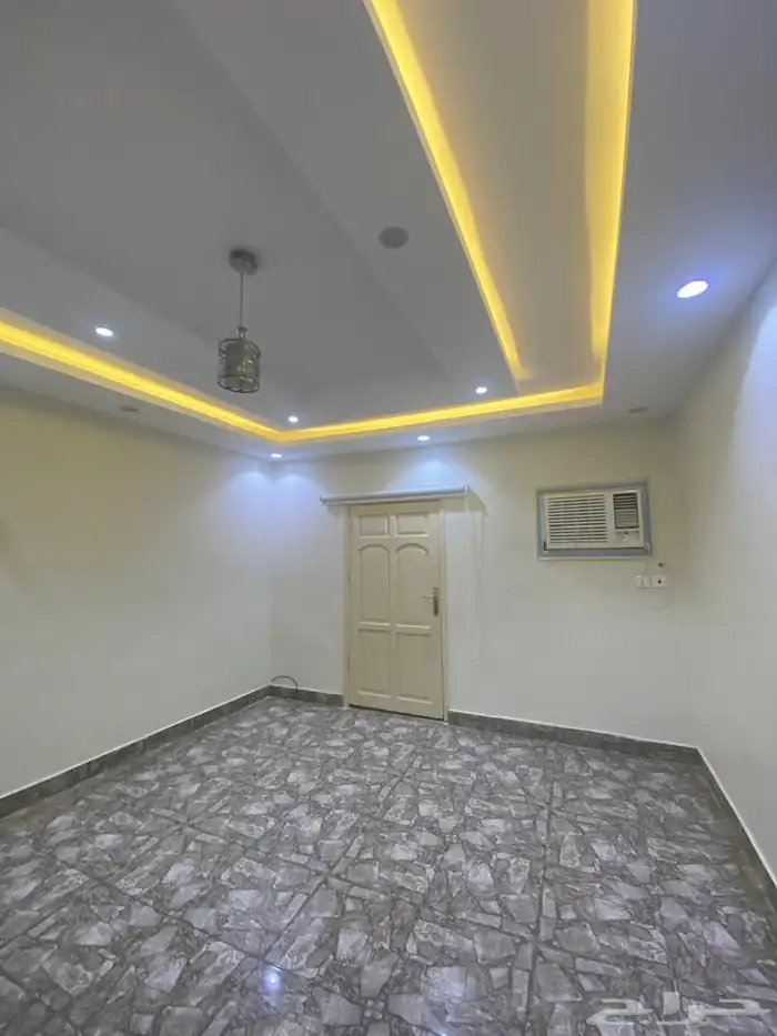 9 ROOM 6 bathroom ALWAJH CITY 3