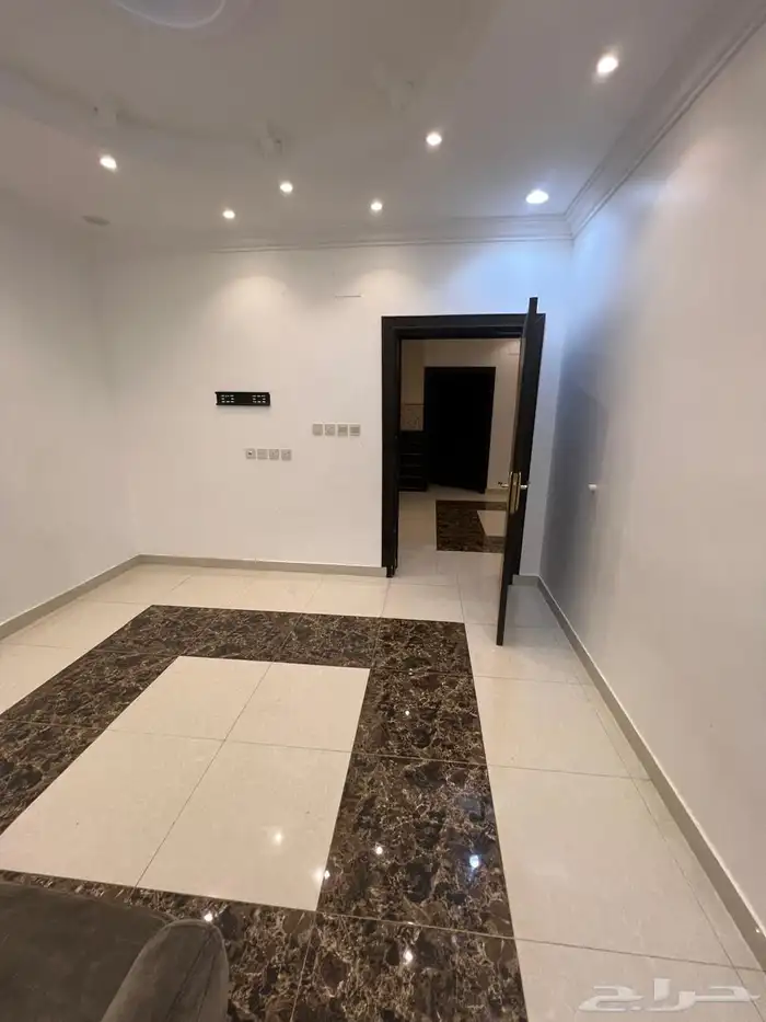 شقة ارضية للايجار 18