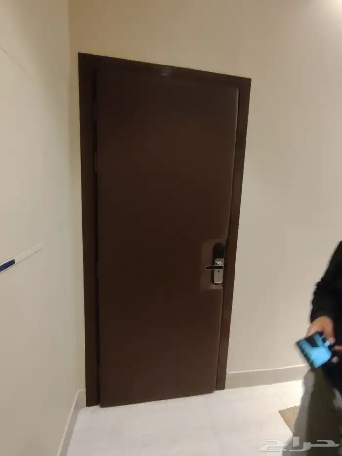 تركيب عازل صوت ابواب 400ريال الشرقية الخبر شامل للباب الواحد 1