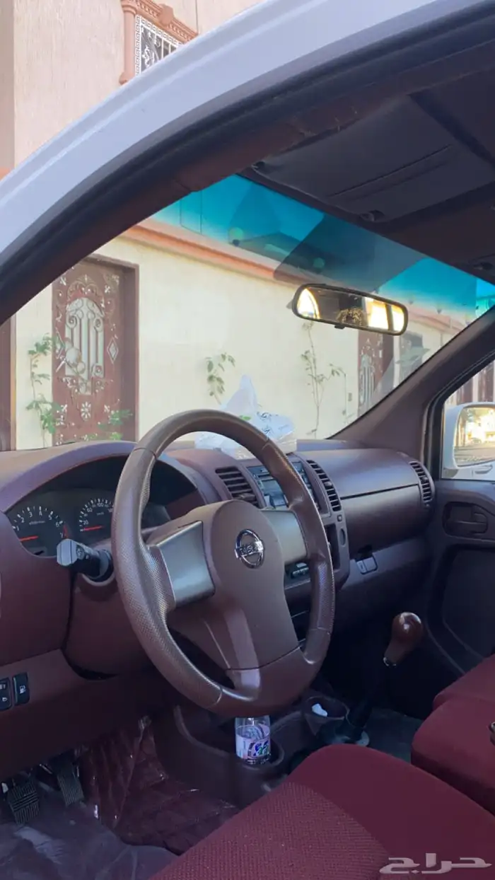 نيسان نافارا 6