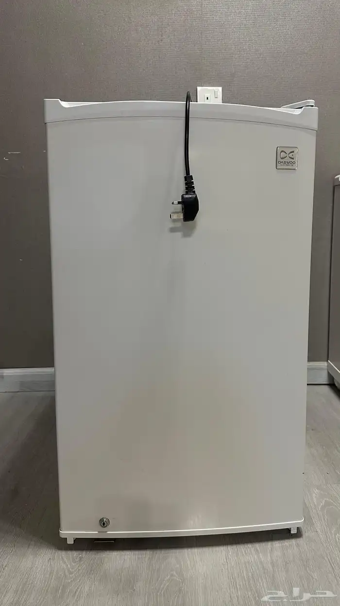 ثلاجه للبيع 5