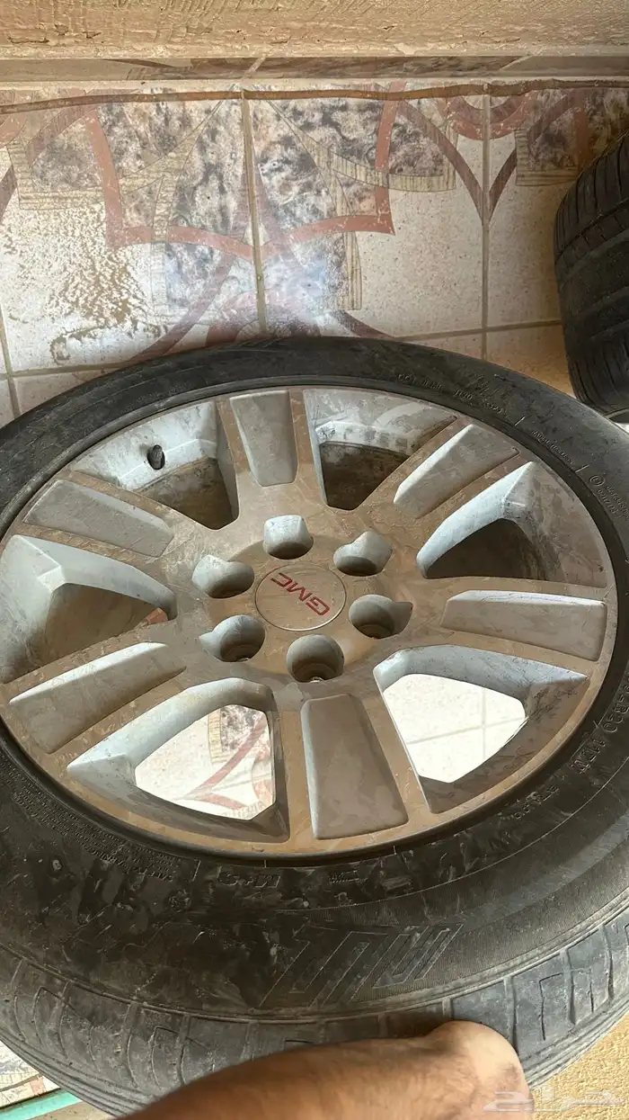 جنوط سييرا مقاس 20 مع الكفرات 275 55 5