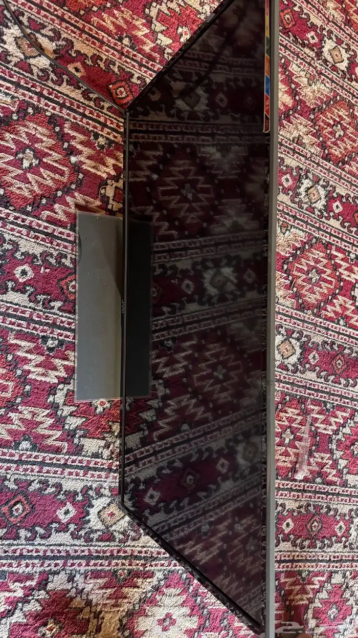 طاولة مع 2 شاشه 6