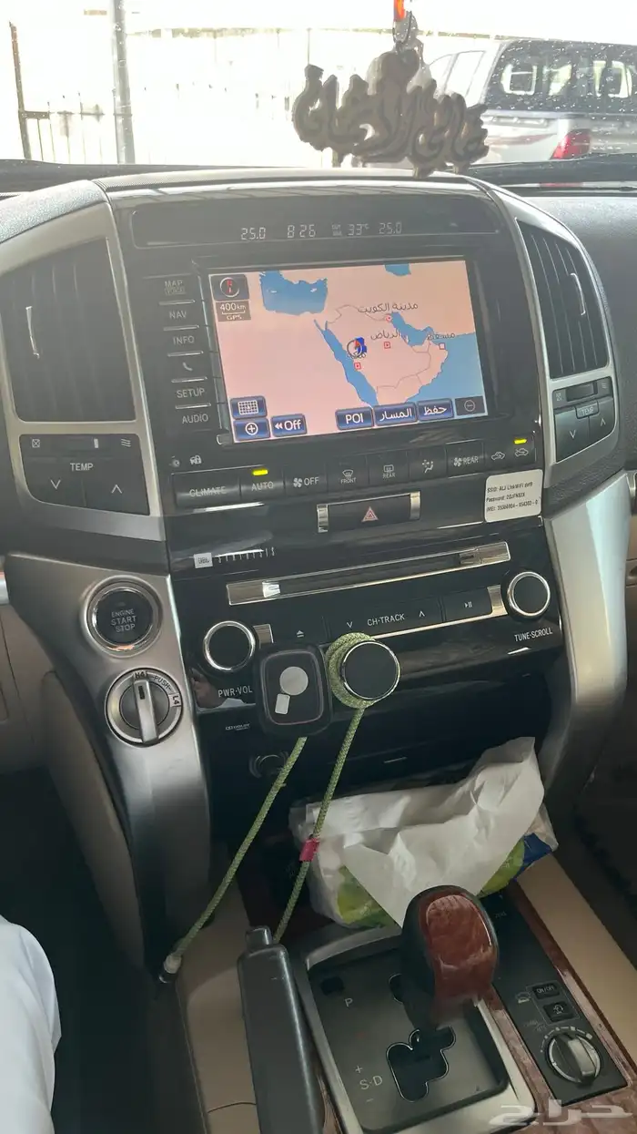 لاندكروزر 2012 11