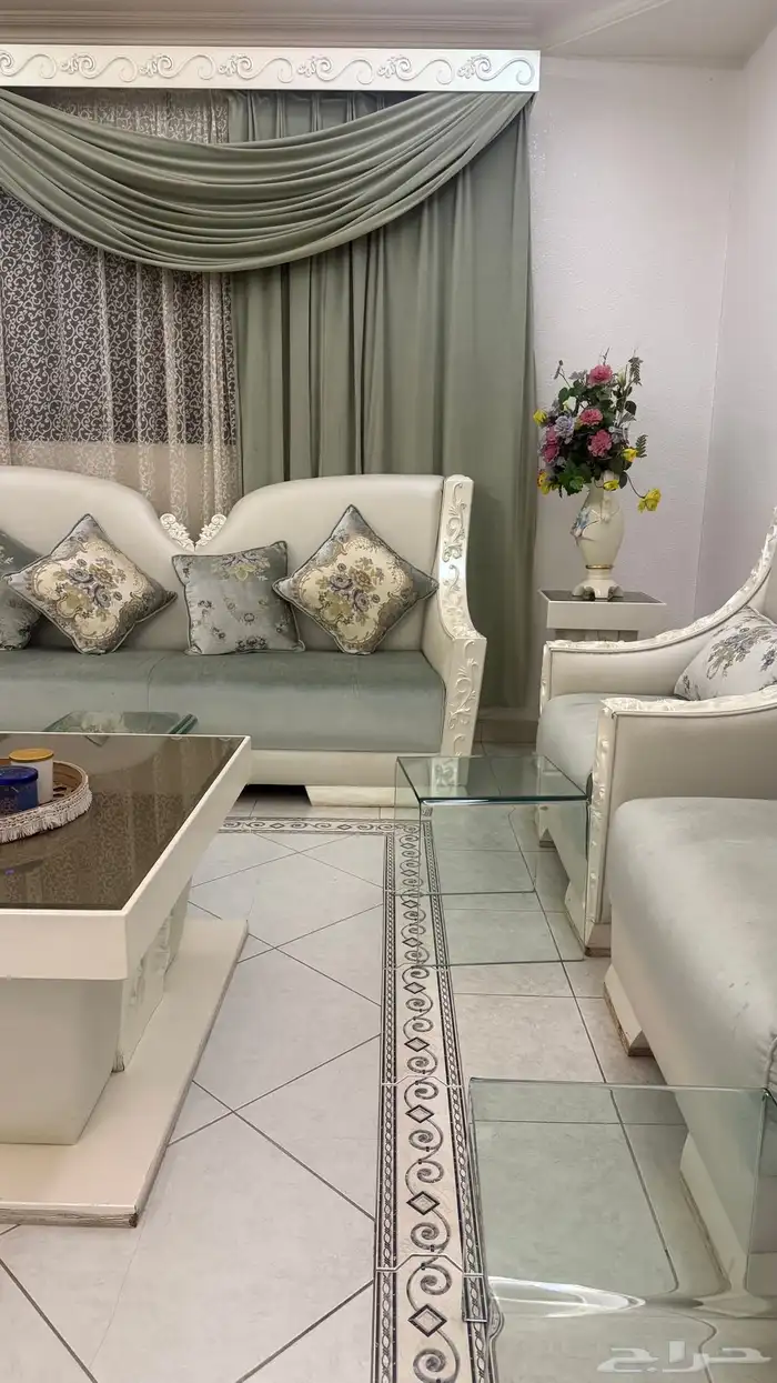 كنب كلاسيك 1
