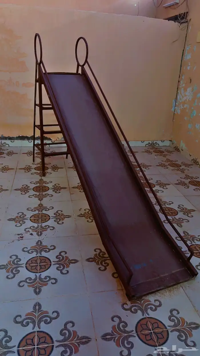 مرجيحه للبيع بحالة جيده ونضيفه شبه جديدة 1