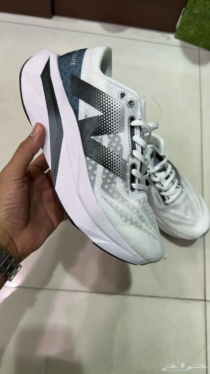 شوزات ماركات متنوعه 60