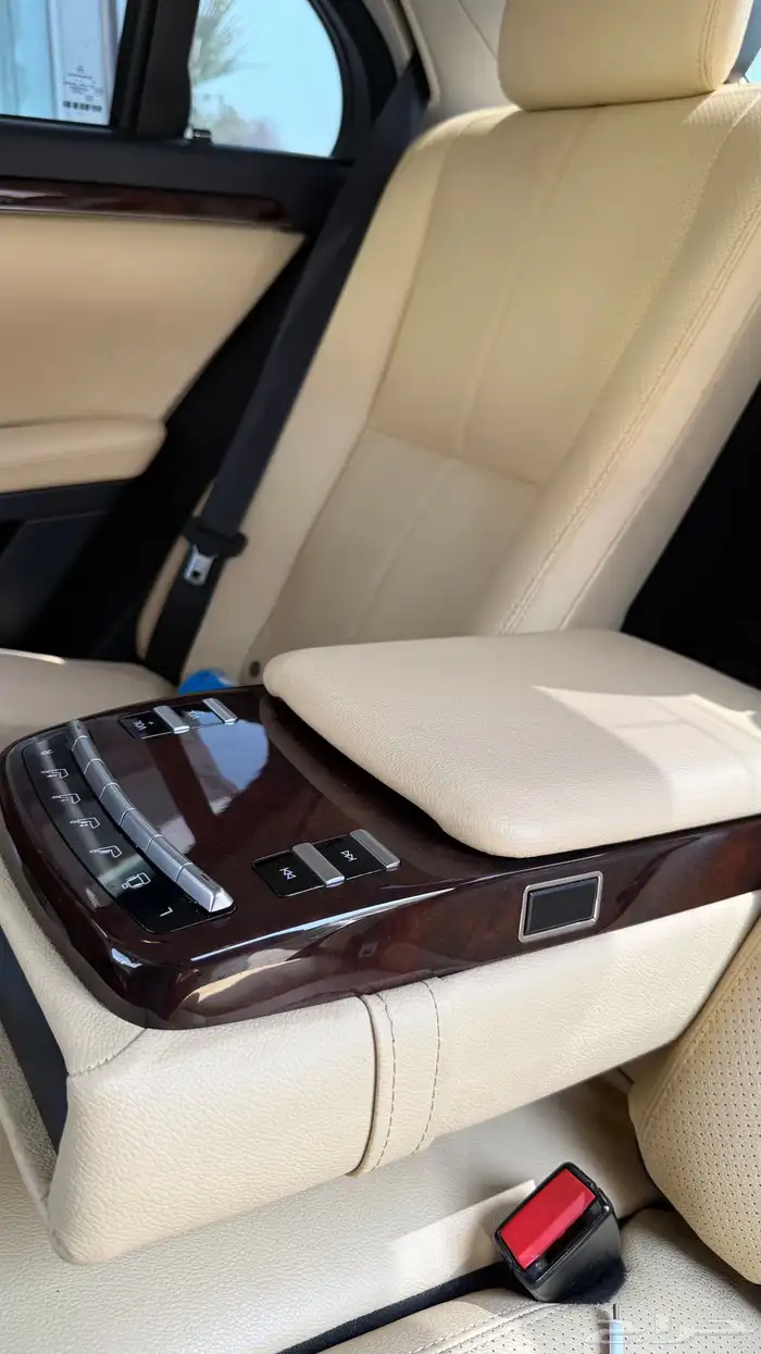 مرسيدس بنوراما s5000 لوحات امراتيه 2