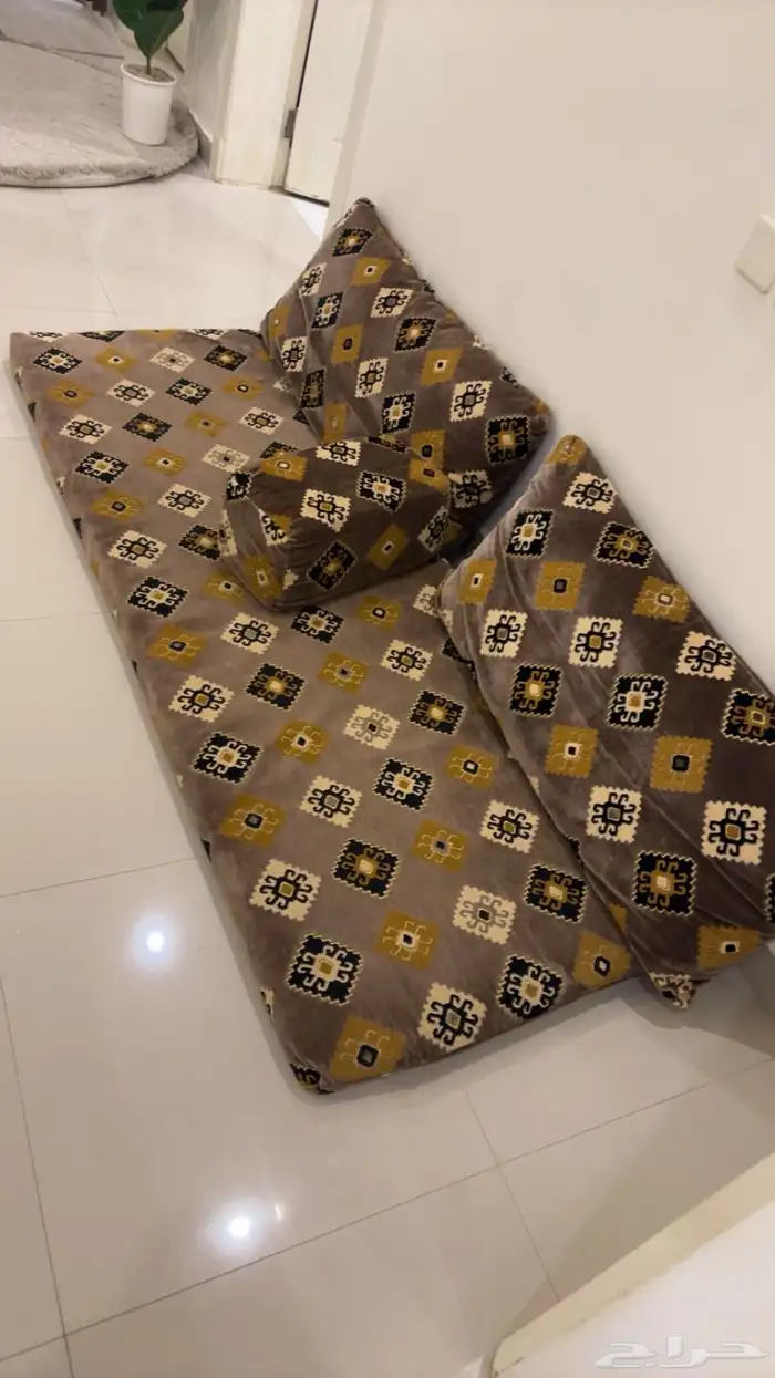 اثاث مساند 0