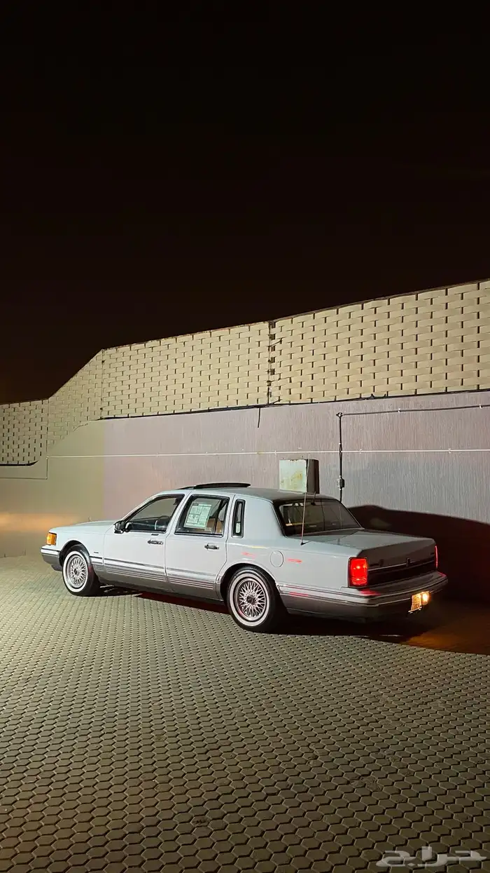 لينكون تاون كار 1992 5