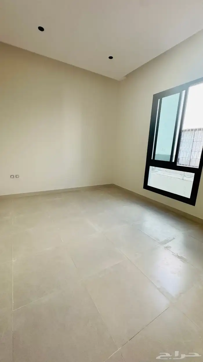 تاون هاوس مساحه واسعه 311م في عكاظ سعر880 الف 11