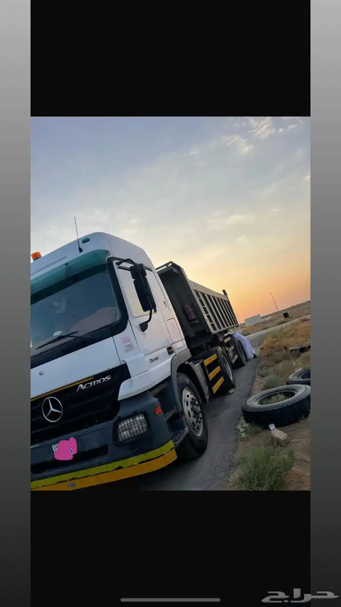 اربع تريلات قلاب اكتروس مع سياره ورشه اسيزو للبيع أو الإيجار 1