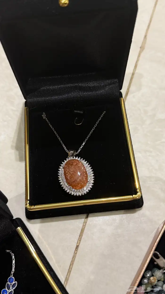 عقود فضه احجار كريمه وخالصه 1
