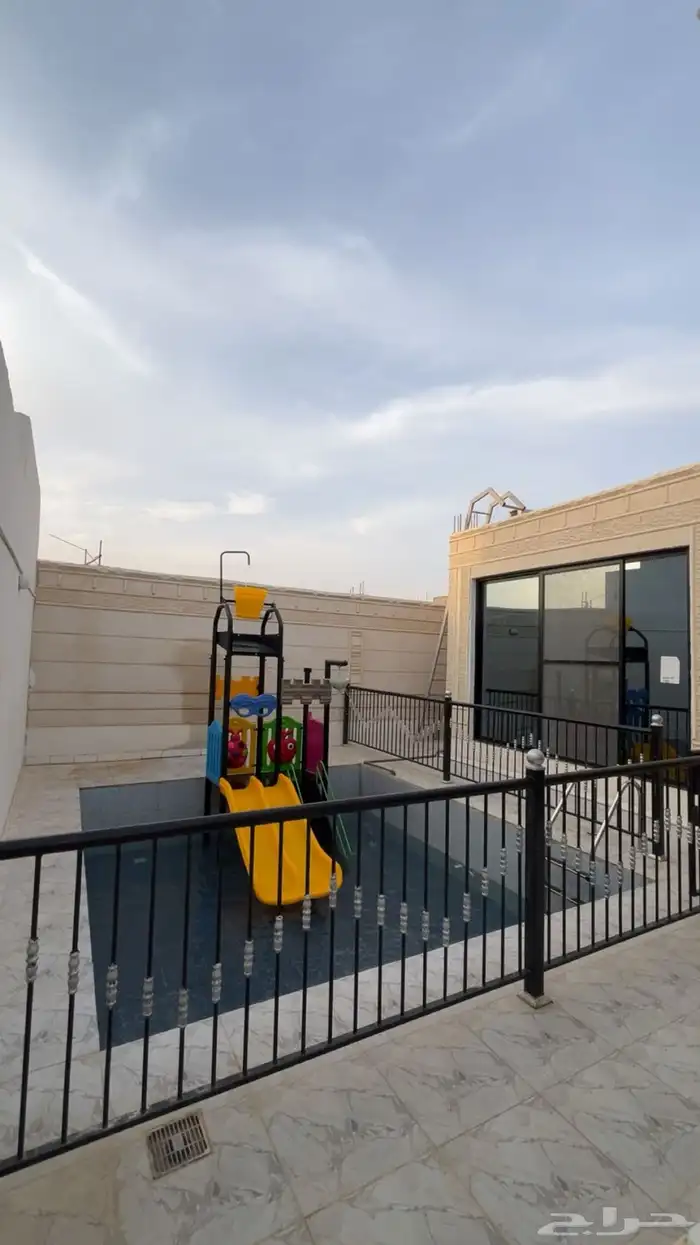شاليه للبيع في حرمة بالمجمعة 3