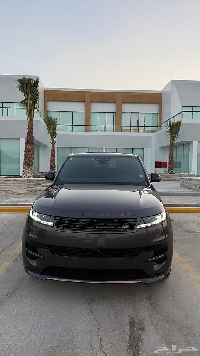 رينج روفر سبورت P400 Dynamic SE 2024 0