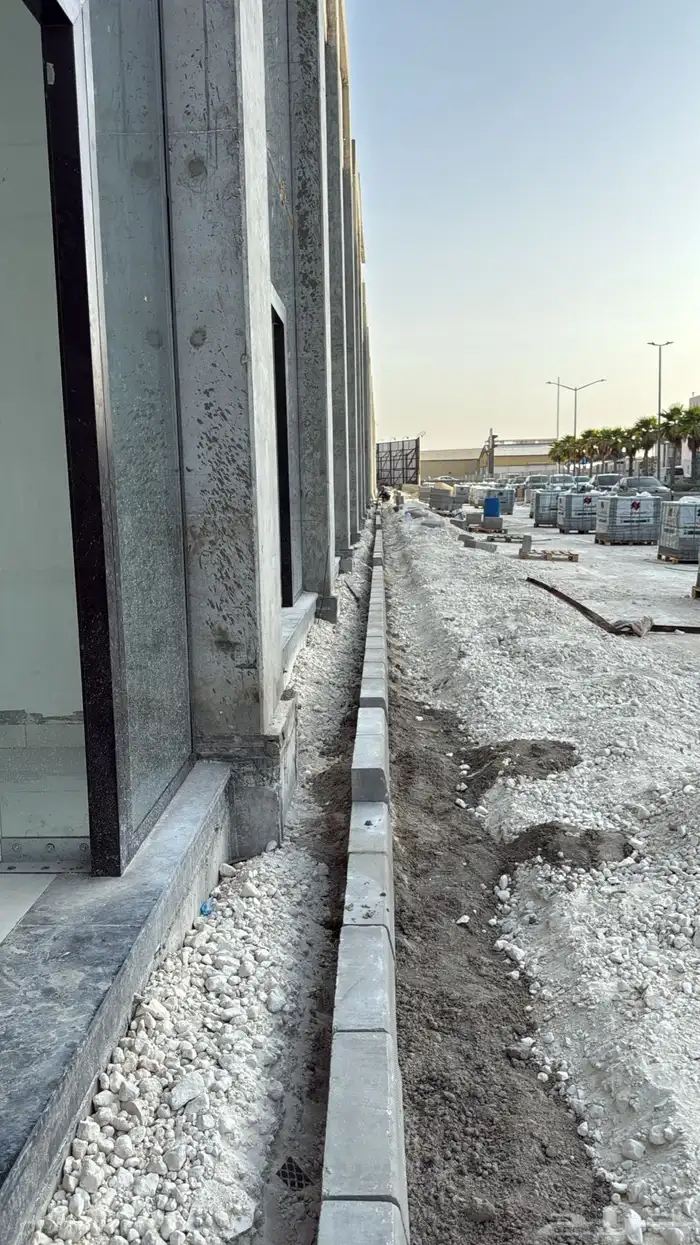 انترلوك وبلدورة مصنعية وبالمواد 22