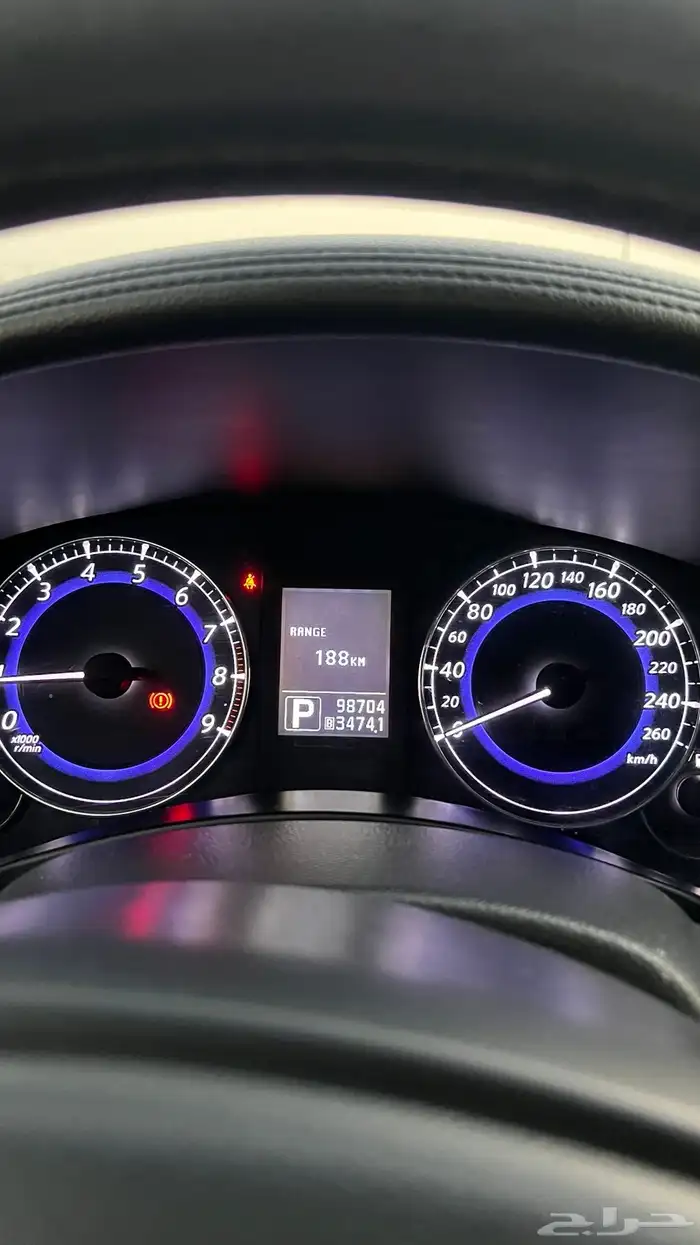 انفنتي QX50 2015 نظيفة عداد قليل 37