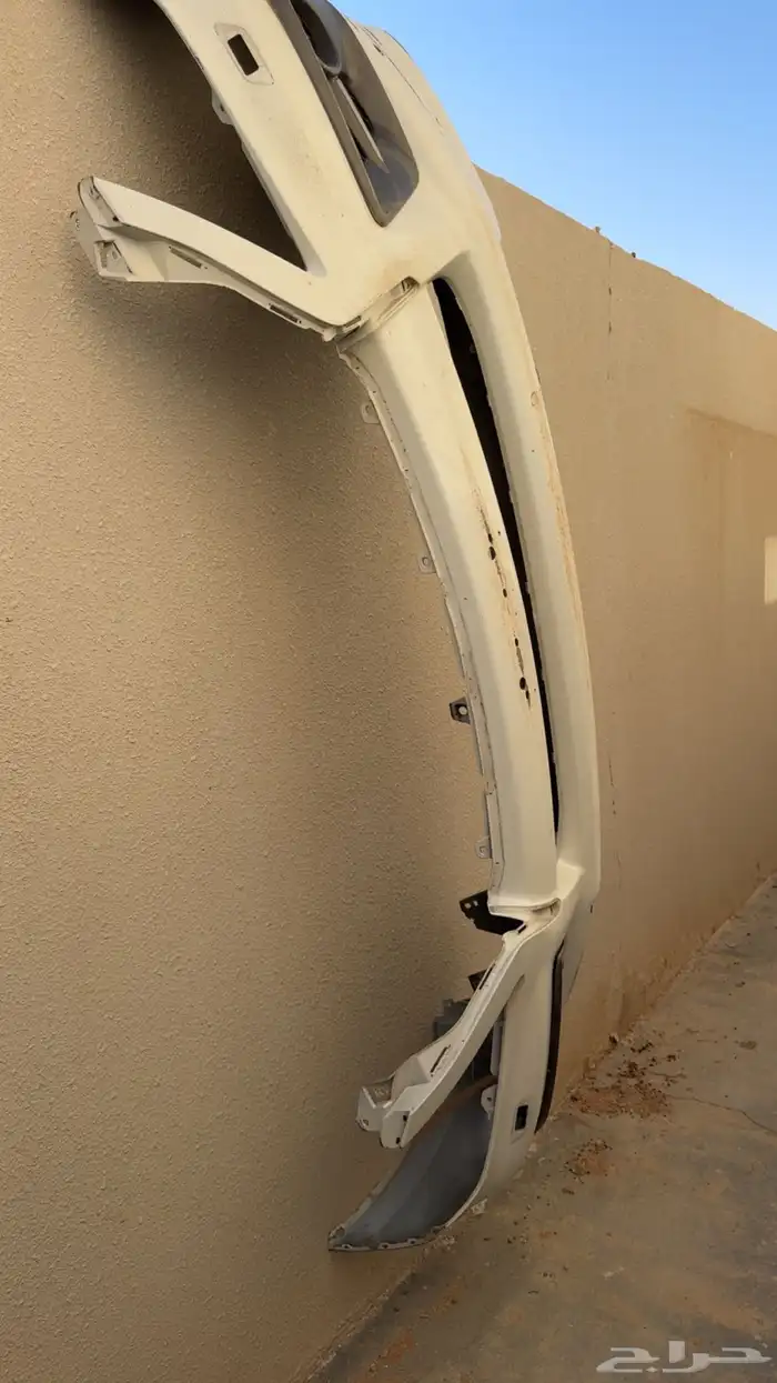 صدام جيب لكزس 2015 0