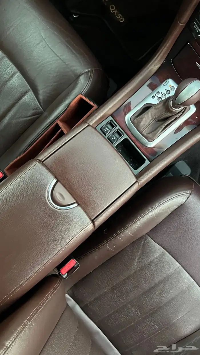 انفنتي QX50 2015 نظيفة عداد قليل 25
