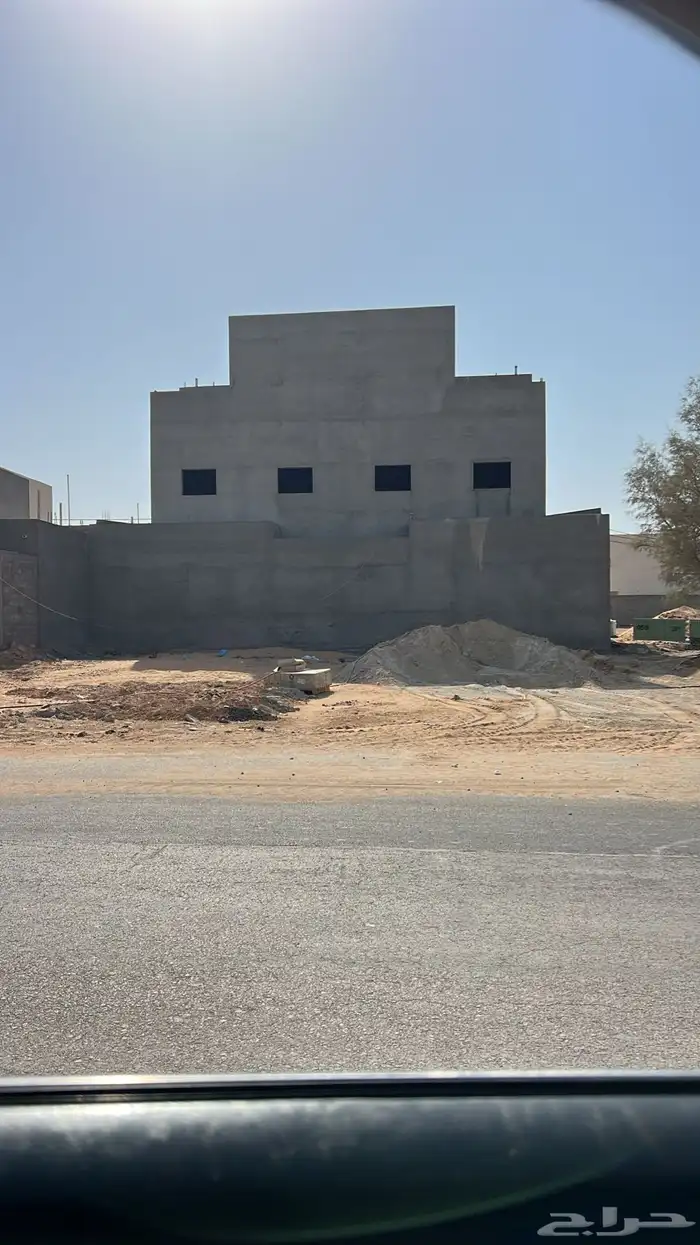 للبيع ارض بحي السلمان شمال المعارض شرقيه 1
