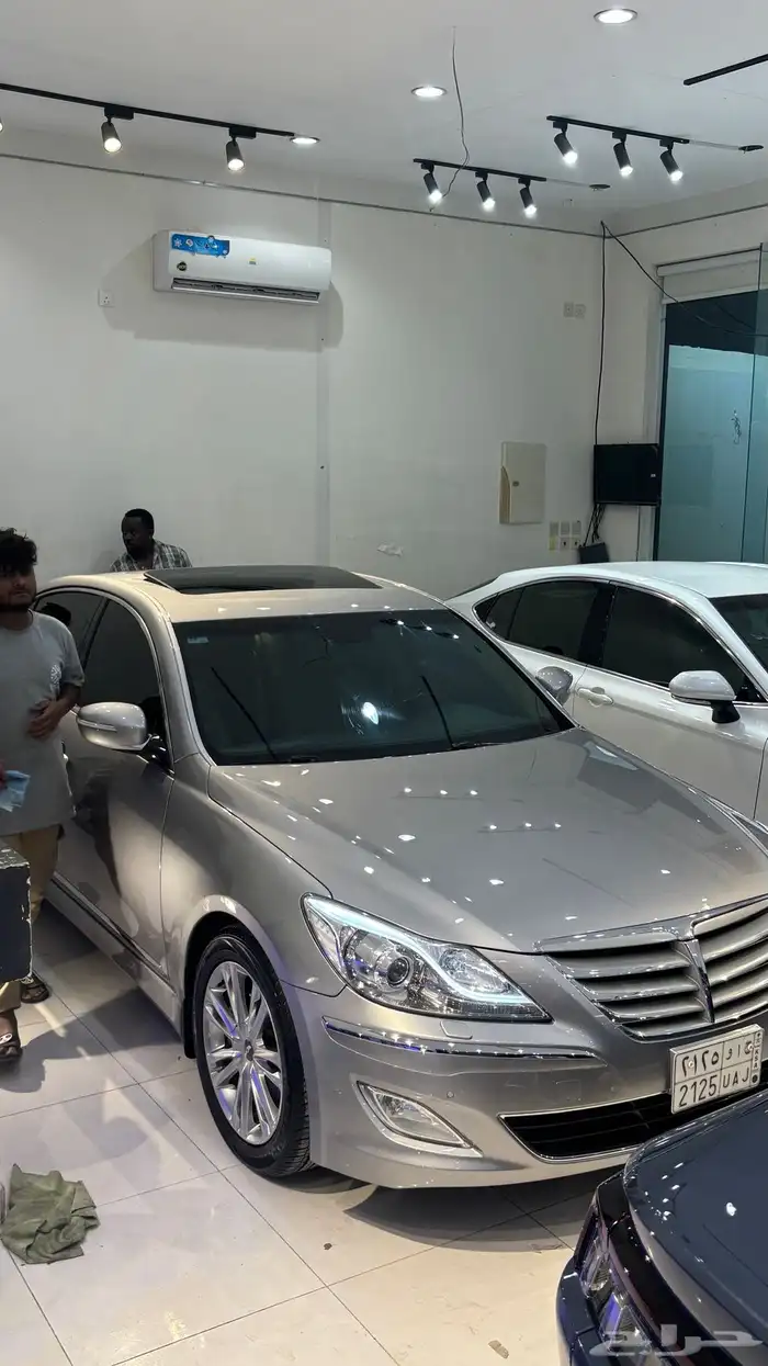 جينيسس G80 مخزنة موديل 2014 ممشى ( 97 الف فقط ) وكالة 51
