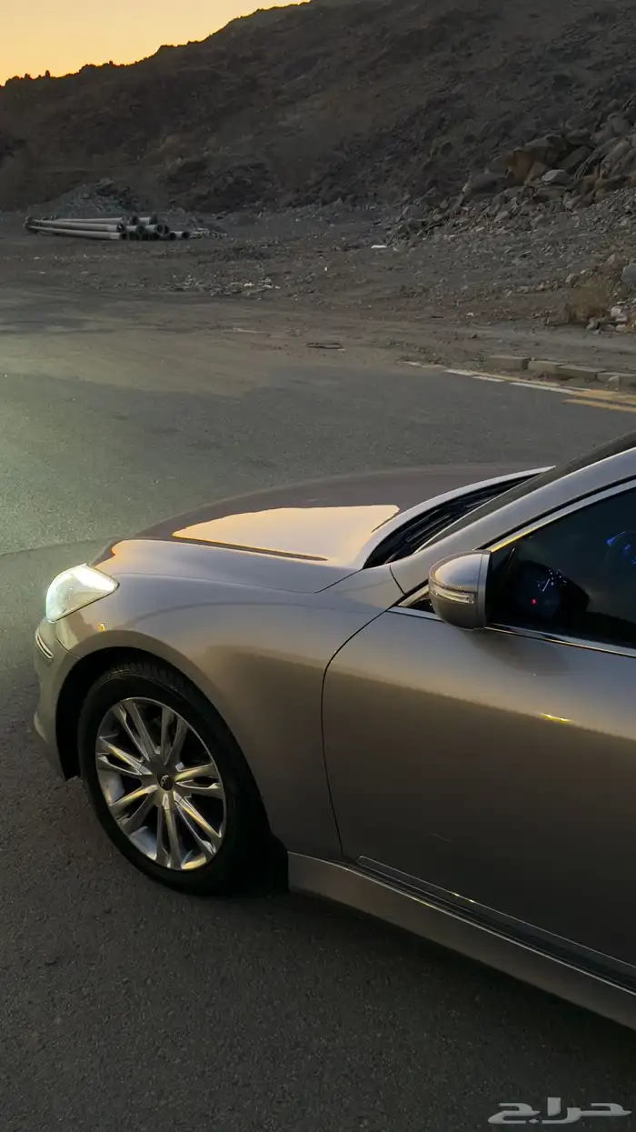 جينيسس G80 مخزنة موديل 2014 ممشى ( 97 الف فقط ) وكالة 90