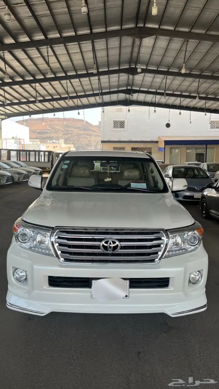 لاندكروزر 2012 0