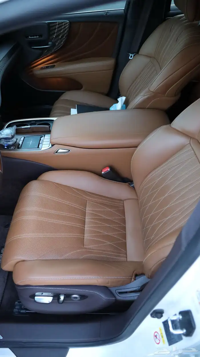 لكزس LS500 .. نادر ( وكالة ) 15