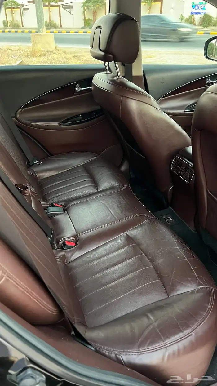 انفنتي QX50 2015 نظيفة عداد قليل 28