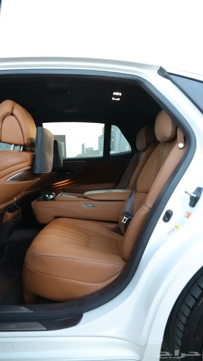 لكزس LS500 .. نادر ( وكالة ) 21